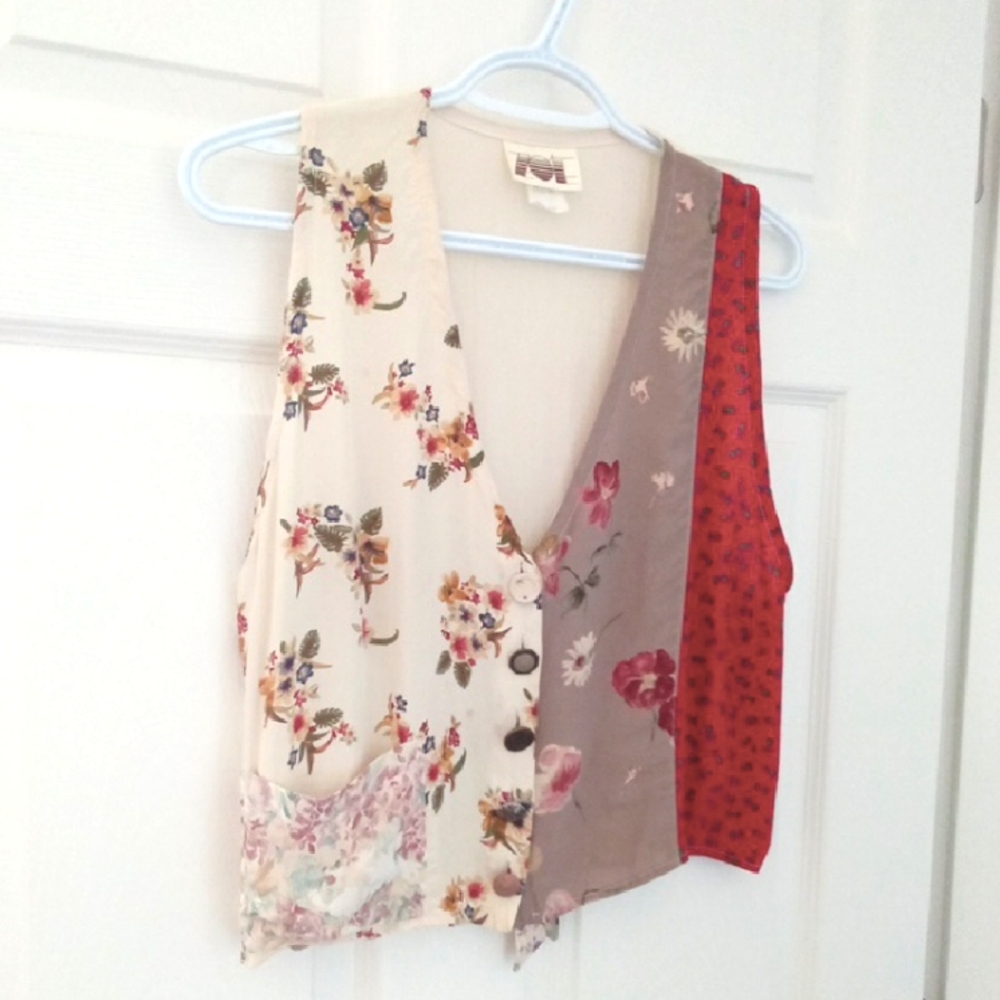 ZOE Women's Bohemian MultiPrint Floral Patchwork Vest Medium